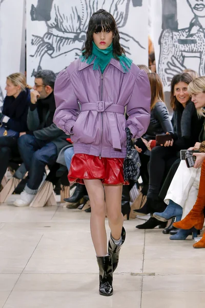 Look 30